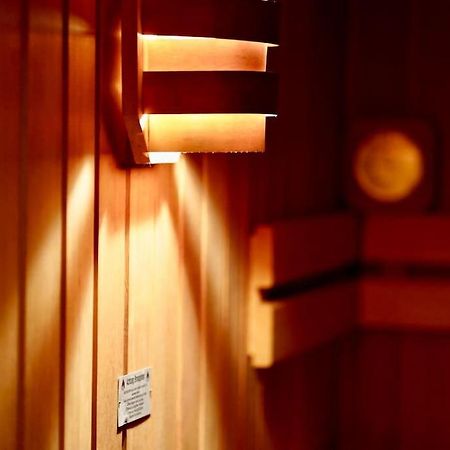Helle Kellerwohnung Im Gruenen Mit Sauna Köln Exterior foto